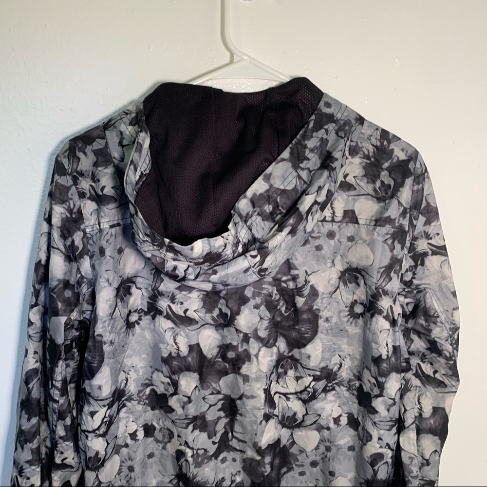 Ideology Full Zip Athletic Black Gray Floral - Picture 8 of 9